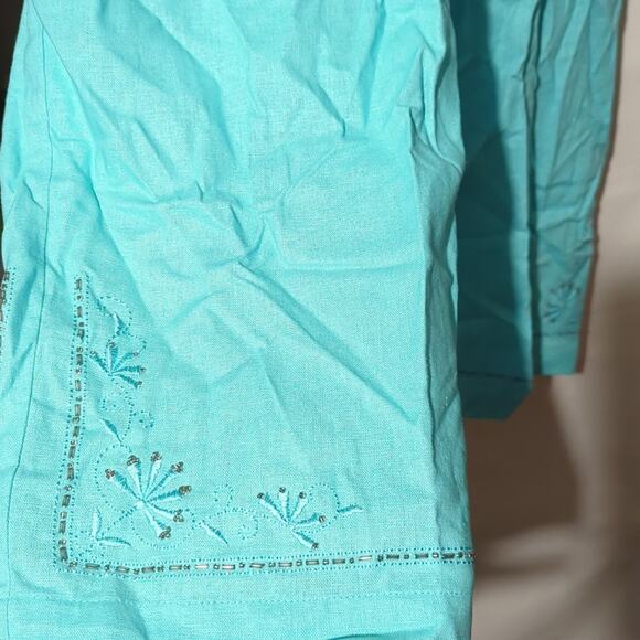 2/$20 NWT Sag Harbor Aqua Cropped Pants w/ Beading - Size 20W 0175 - Picture 2 of 7